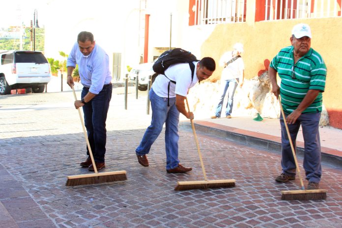 pone el ejemplo gobierno municipal para recobrar imagen de los cabos tras newton 2